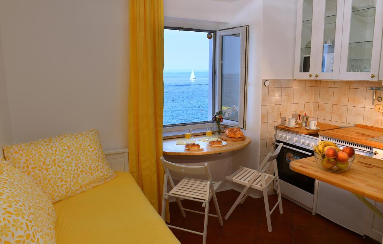 Apart Seaview Пиран Екстериор снимка