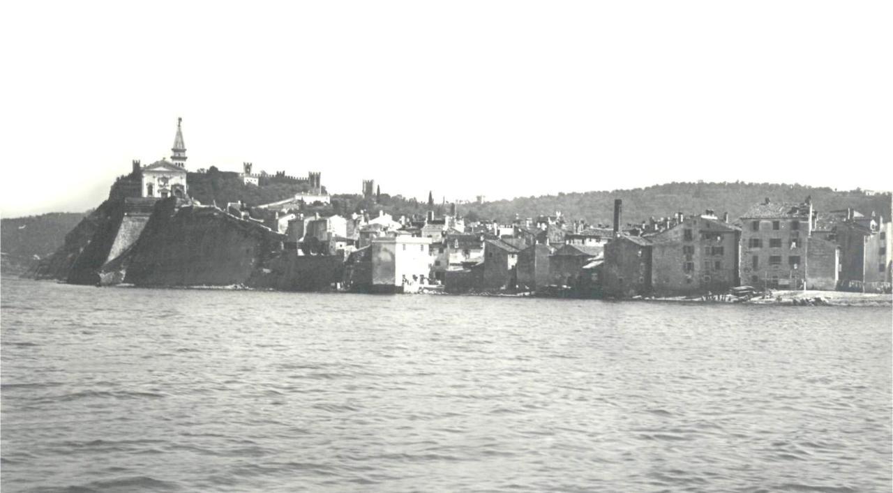 Apart Seaview Пиран Екстериор снимка